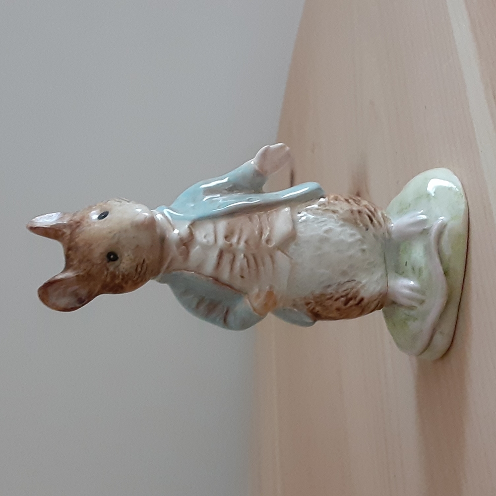 Beatrix Potter Johnny Town Mouse 3.5" Figurine F Warne & Co Ltd Beswick England